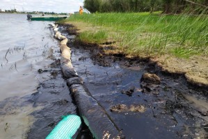 В Икрянинском районе ликвидировали самое масштабное загрязнение берега за 15 лет