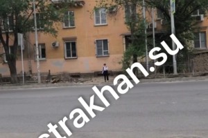 Астраханцы указали на опасный пешеходный переход в Советском районе города