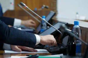 В России предложили отменить бесплатное обучение для детей мигрантов