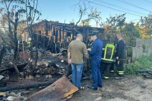 В Астрахани на пожаре обнаружены тела трех человек