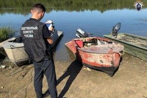 В Астраханской области 5‑летняя девочка пострадала из-за опрокидывания лодки