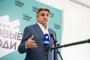 Экзамен по общению с женщинами и обязательный мессенджер MAX: что партия «Новые люди» предлагает в сфере миграции