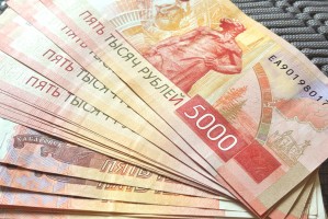 Бывший инспектор автодорожного надзора в Астрахани осуждена за взяточничество