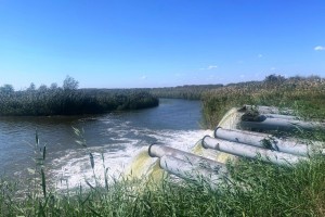 В Астраханской области стартовала подкачка воды в пересыхающие ильмени