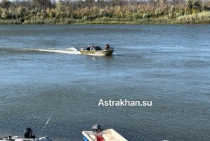 Астраханские спасатели предупредили об опасности рыбалки в сильный ветер
