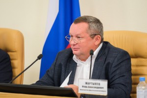 Госдума приняла в первом чтении законопроект по устранению кадрового дефицита в здравоохранении