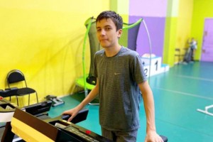 Астраханцев просят помочь ребенку с аутизмом