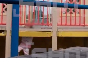 Глава Следкома РФ поручил разобраться в травмировании девочки на детской площадке в Астраханской области