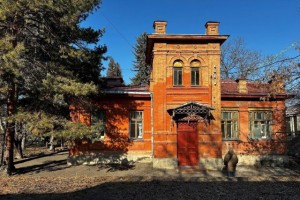 Здание, принадлежавшее купцам Шапошниковым, в городе-курорте Кисловодске получило статус памятника истории и культуры народов Российской Федерации